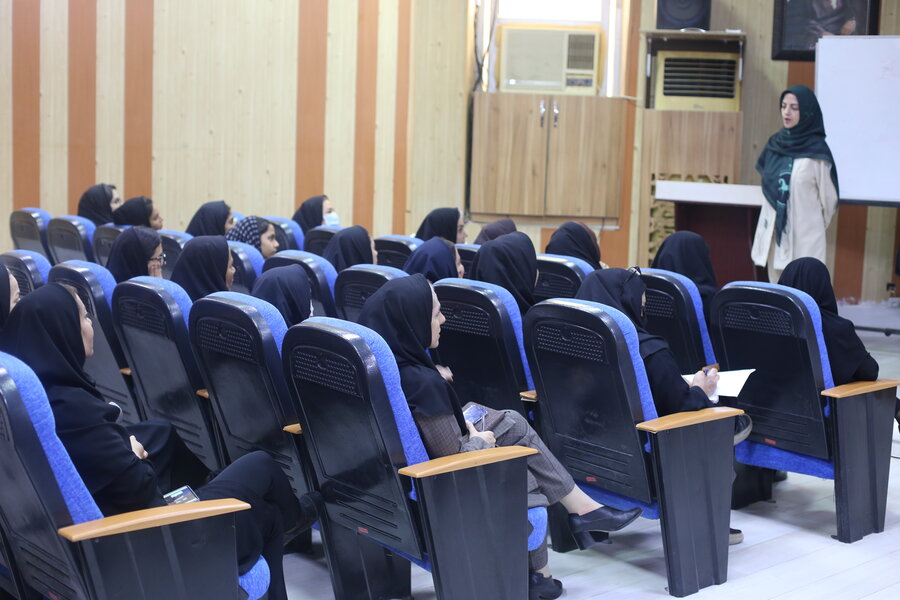 برگزاری دوره آموزشی مشکلات رفتاری نوجوانان