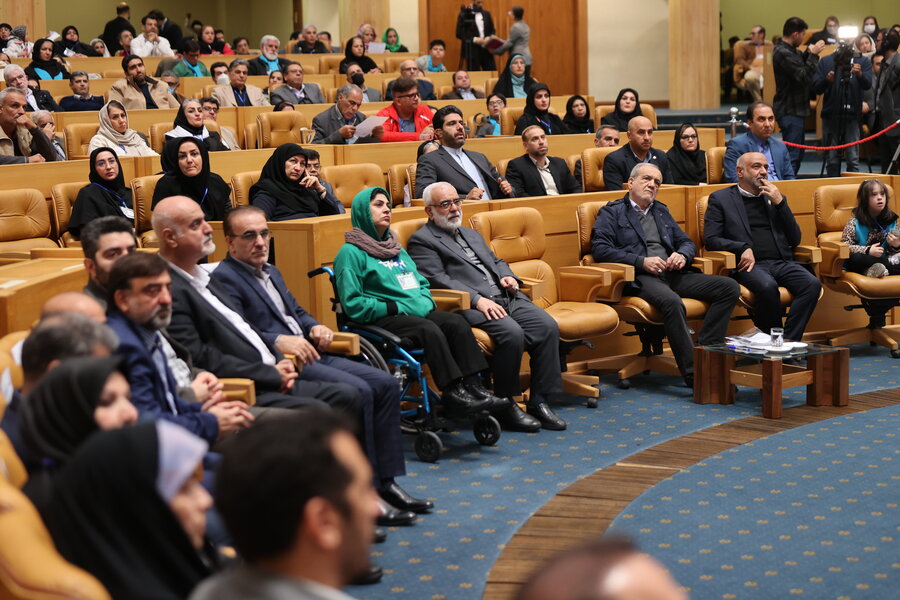 روز جهانی افراد دارای معلولیت با حضور رئیس جمهور (سالن اجلاس ) روز جهانی افراد دارای معلولیت با حضور رئیس جمهور (سالن اجلاس )