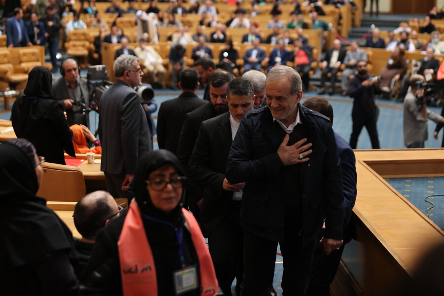 روز جهانی افراد دارای معلولیت با حضور رئیس جمهور (سالن اجلاس )