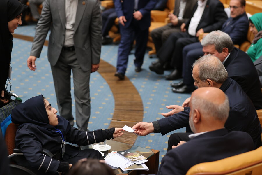 روز جهانی افراد دارای معلولیت با حضور رئیس جمهور (سالن اجلاس )