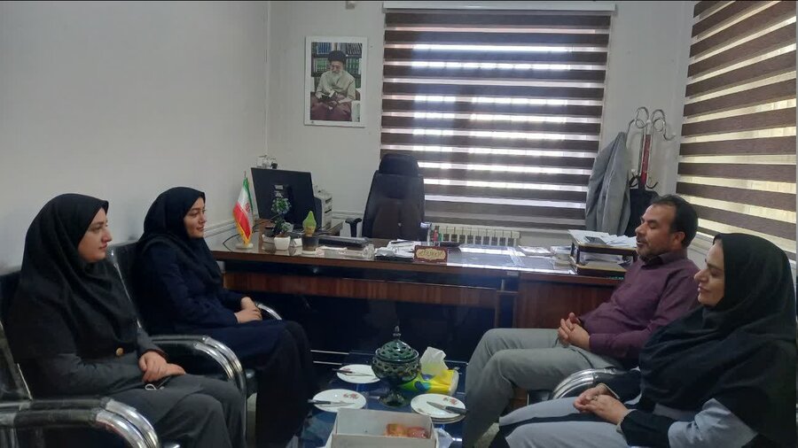 نشست هم افزایی بهزیستی با نهاد کتابخانه های عمومی شهرستان درگزین در خصوص هفته گرامی داشت معلولین