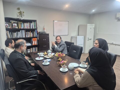 بازدید میدانی از دو مرکز اورژانس اجتماعی و شبه خانواده بهزیستی توسط مسؤلین استانی و شهرستان