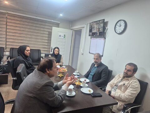 بازدید میدانی از دو مرکز اورژانس اجتماعی و شبه خانواده بهزیستی توسط مسؤلین استانی و شهرستان