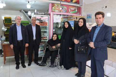 بازدید مدیرکل بهزیستی اردبیل از واحد اشتغال‌آفرینی وکارآفرین موفق دارای ضایعه نخاعی به مناسبت هفته افراد دارای معلولیت