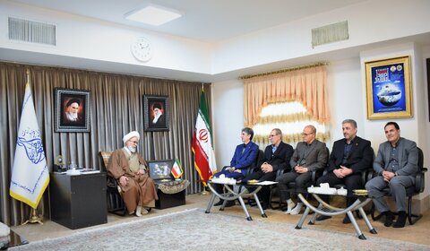 دیدار مدیرکل بهزیستی با امام‌جمعه کرمانشاه