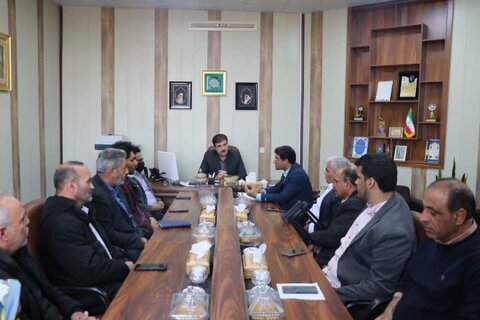 دیدار فرهیختگان و نخبگان معلول با فرماندار شهرستان زارچ 