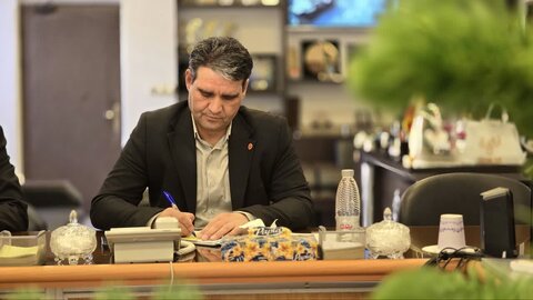 سخنِ مدیرکل با همکارانِ دارای معلولیت