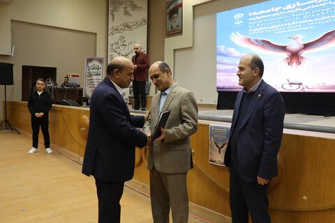 همایش هفته جهانی افراد دارای معلولیت در رشت برگزار شد