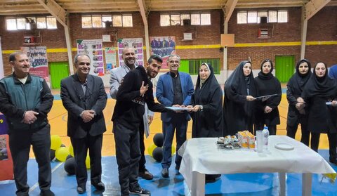 درخشش توانمندی‌های افراد دارای معلولیت در مسابقات بومی و محلی قزوین