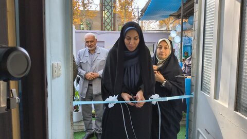 مرکز روزانه آموزشی و توانبخشی اختلالات طیف اوتیسم در الوند آغاز به کار کرد.