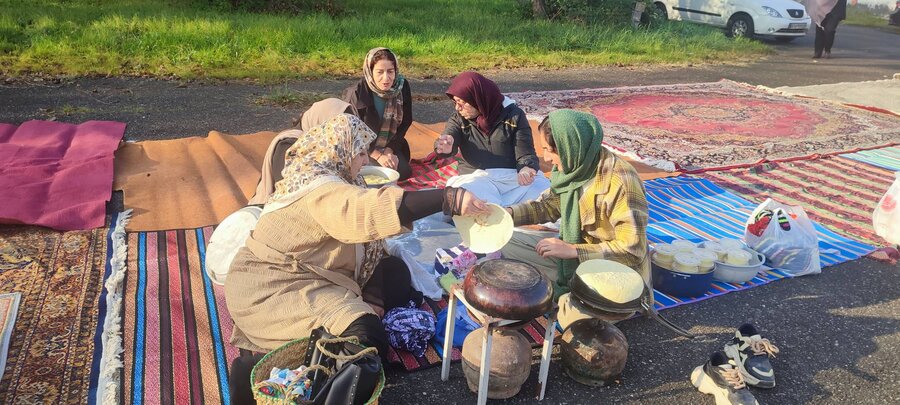 رودسر | گرامیداشت هفته معلولین با برگزاری صبحانه دورهمی و پخت نان محلی در رودسر