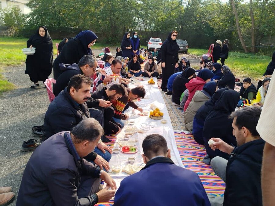 رودسر | گرامیداشت هفته معلولین با برگزاری صبحانه دورهمی و پخت نان محلی در رودسر