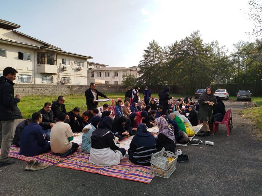 رودسر | گرامیداشت هفته معلولین با برگزاری صبحانه دورهمی و پخت نان محلی در رودسر