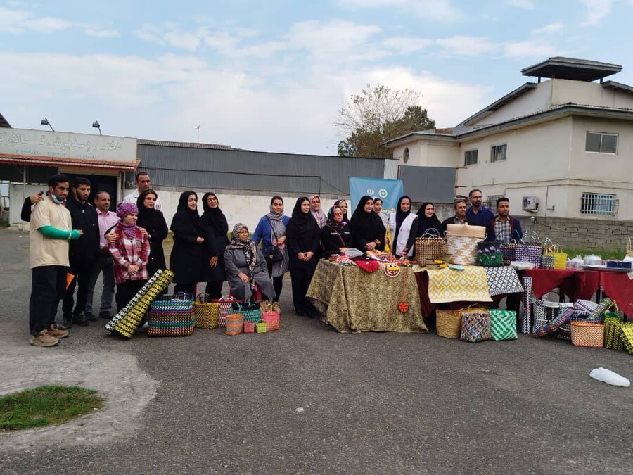 رودسر | گرامیداشت هفته معلولین با برگزاری صبحانه دورهمی و پخت نان محلی در رودسر