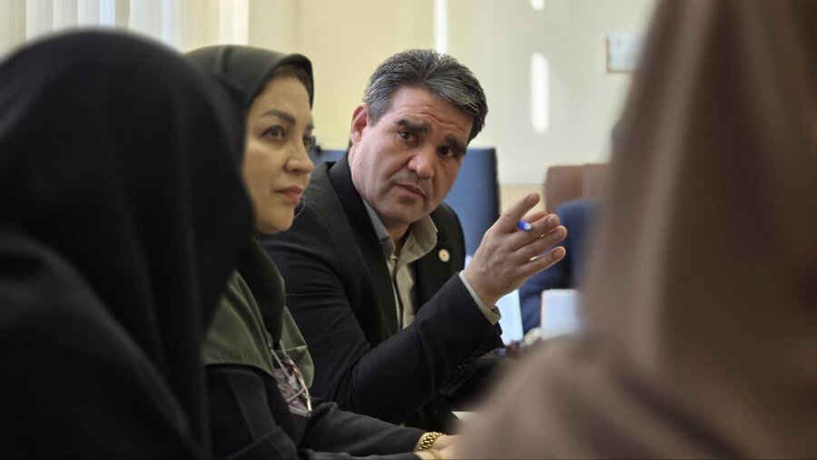 سنگ مسکن پیش پای معلولان