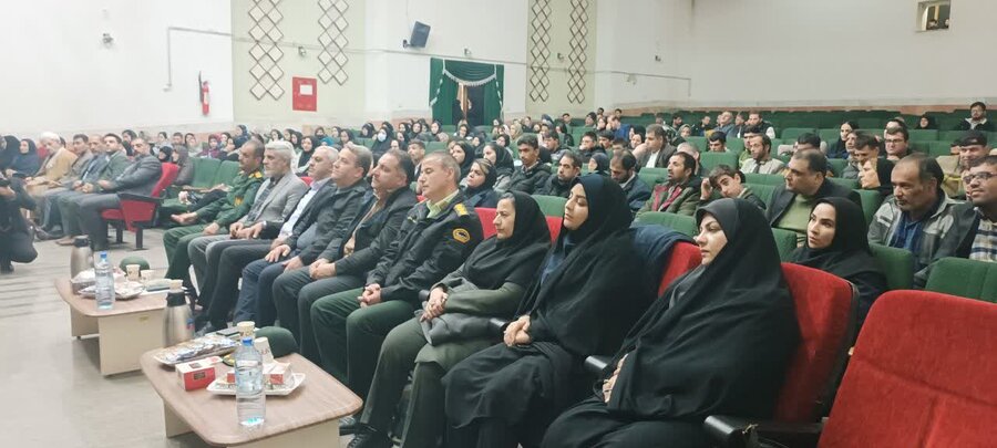 برگزاری مراسم بزرگداشت روز جهانی معلولین در بهزیستی شاهین‌دژ