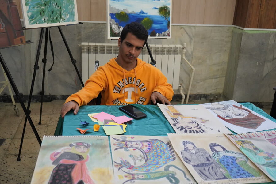 برگزاری مراسم گرامیداشت هفته جهانی افراد دارای معلولیت در کانون فجر مهاباد