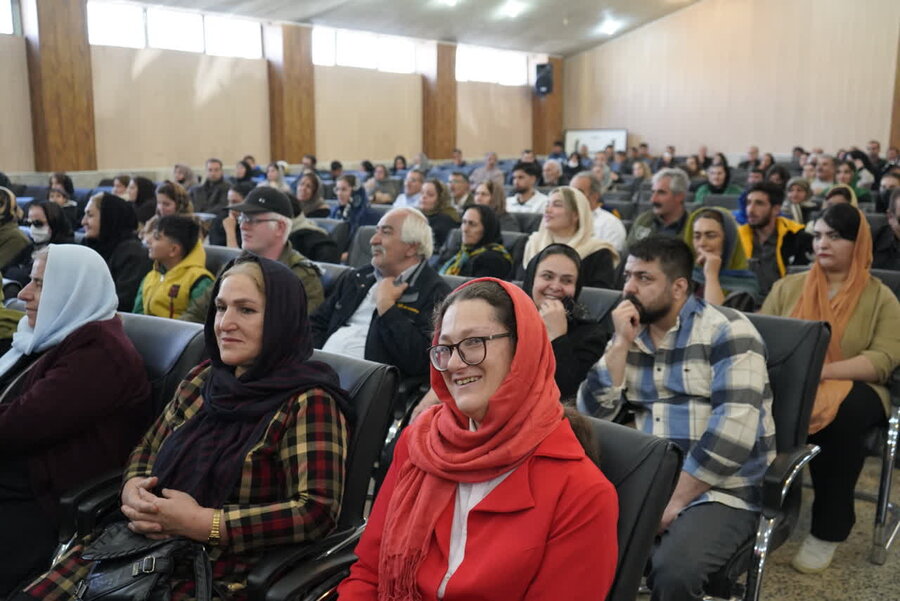 برگزاری مراسم گرامیداشت هفته جهانی افراد دارای معلولیت در کانون فجر مهاباد