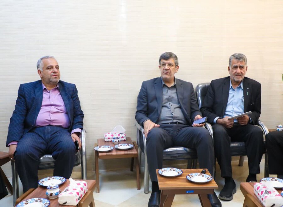 ✅حضور استاندار یزد در مرکز خیریه نگهداری از معلولین ذهنی و بیماران اعصاب و روان “محبت” شهرستان میبد