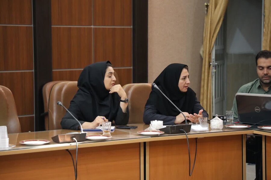 برگزاری شورای سالمندی شهرستان اشکذر