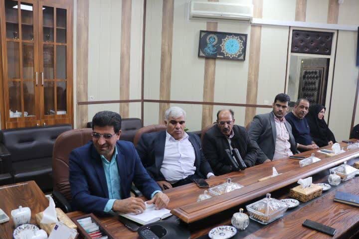 دیدار فرهیختگان و نخبگان معلول با فرماندار شهرستان زارچ 