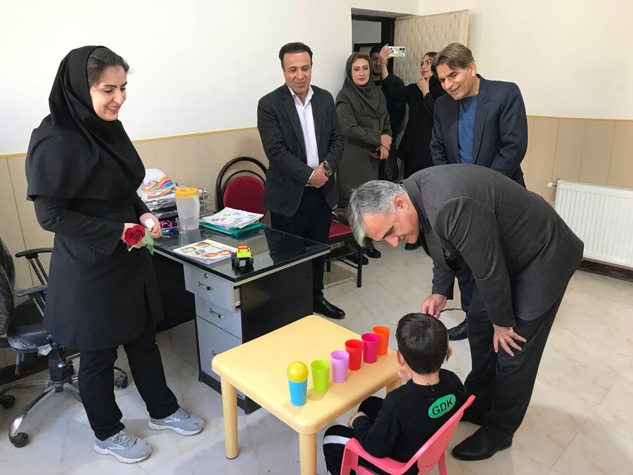 بازدید فرماندار سنندج از مرکز توانبخشی «ههتاو» در هفته گرامیداشت افراد دارای معلولیت