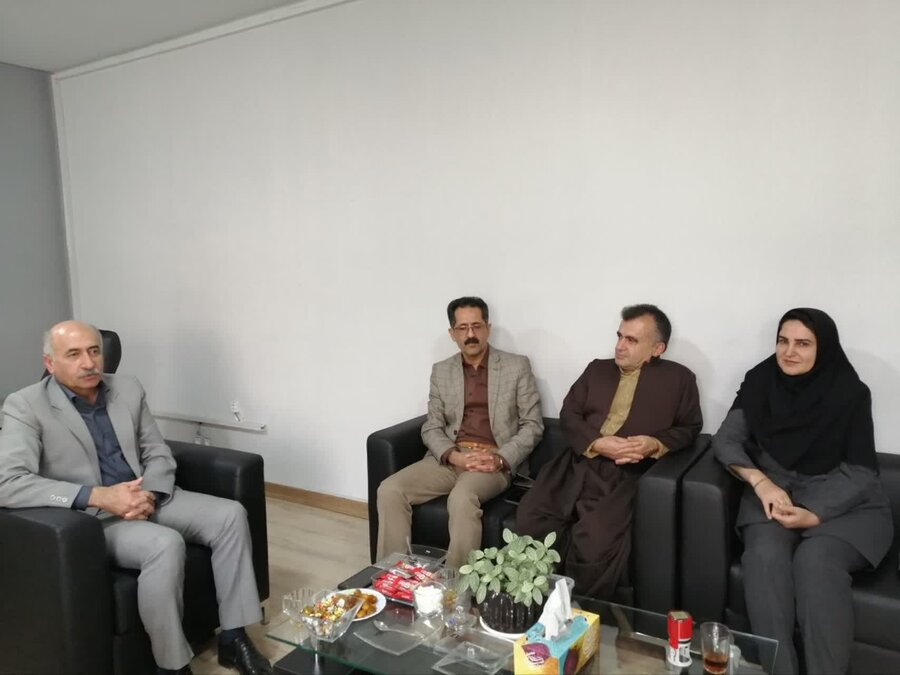 بازدید معاونین سلامت اجتماعی و پشتیبانی بهزیستی کردستان از اداره بهزیستی مریوان