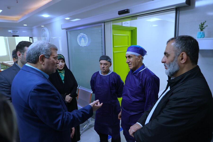 اهداء نشان مناسب سازی موسسه خیریه بهشت امام رضا (ع)