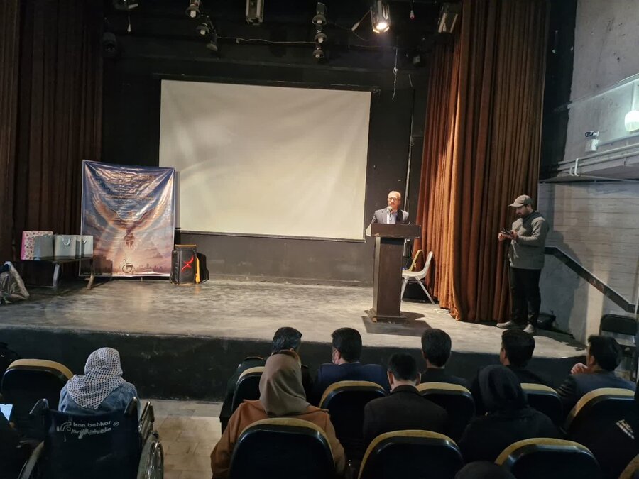 مراسم گرامیداشت روز جهانی معلولین در دهگلان برگزار شد