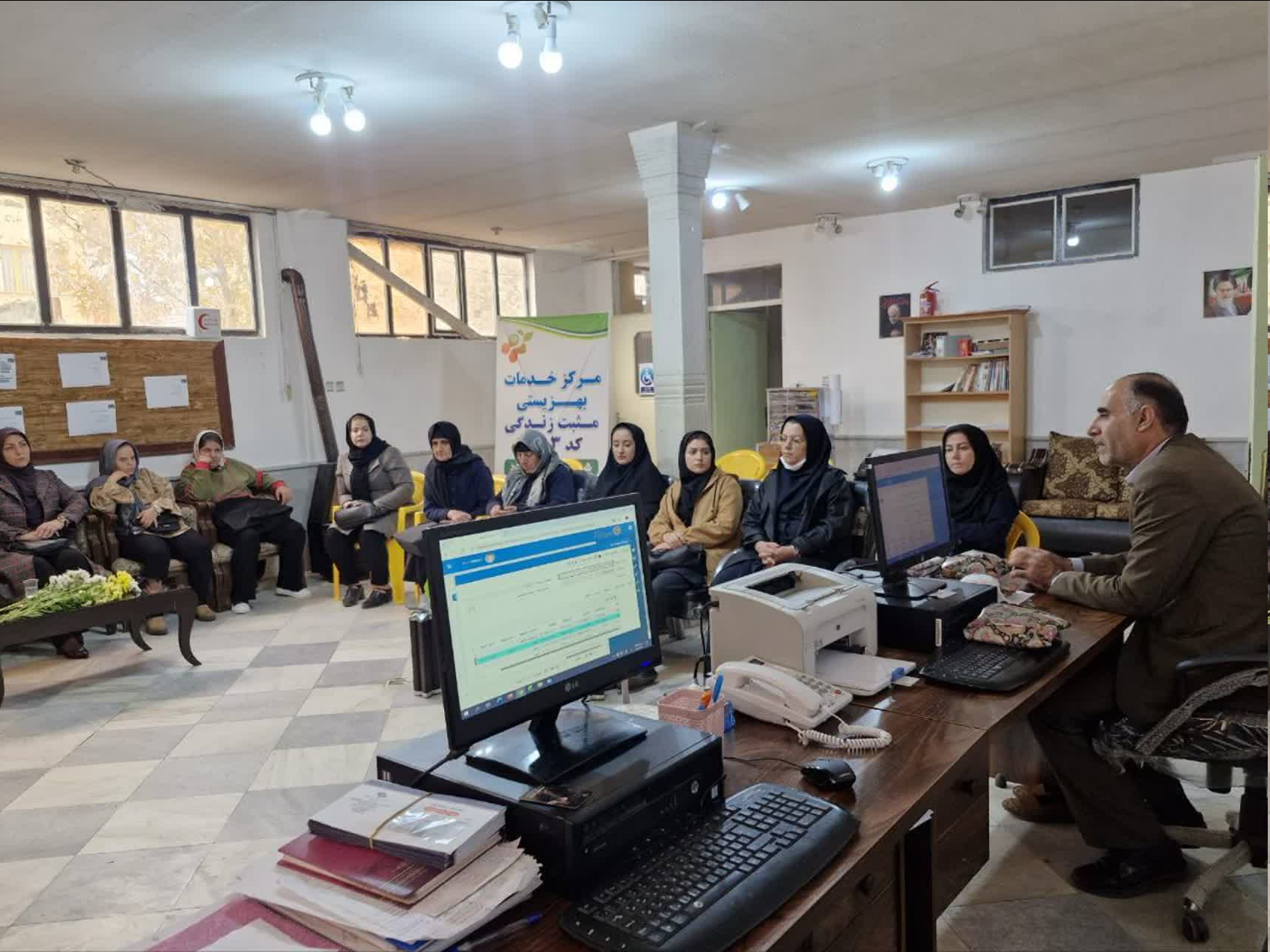 برگزاری جشن هفته معلولین در مرکز ۲۱۵۰۳ و تجلیل از افراد دارای معلولیت