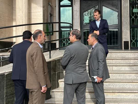 بازدید کمیته فنی مناسب‌سازی شهرستان اسدآباد از بانک‌ها و دفاتر پیشخوان به مناسبت هفته گرامی داشت معلولین