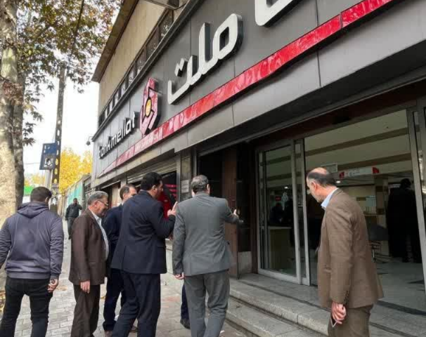 بازدید کمیته فنی مناسب‌سازی شهرستان اسدآباد از بانک‌ها و دفاتر پیشخوان به مناسبت هفته گرامی داشت معلولین