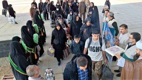 اعزام ۳۳ مددجوی زائر اولی به مشهد مقدس