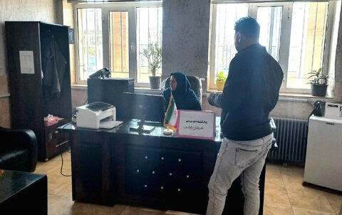 دیدار رئیس بهزیستی پلدشت با جامعه هدف در چهارشنبه‌های مردمی