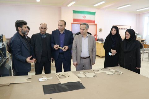 بازدید مدیرکل بهزیستی آذربایجان‌غربی از مدرسه استثنایی  به مناسبت هفته افراد دارای معلولیت با رویکرد «فراگیرسازی جامعه و تلفیق اجتماعی»