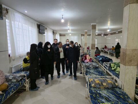 دکتر علیرضا عباسی نماینده مجلس و مدیرکل بهزیستی البرز از مرکز نگهداری از دختران دارای معلولیت ذهنی نسترن بازدید کردند