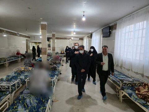 دکتر علیرضا عباسی نماینده مجلس و مدیرکل بهزیستی البرز از مرکز نگهداری از دختران دارای معلولیت ذهنی نسترن بازدید کردند