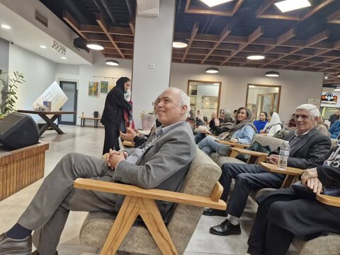 حضور مدیرکل بهزیستی البرز در تئاتر ویژه روز جهانی معلولین /حمایت از توانمندی کودکان دارای ناتوانی