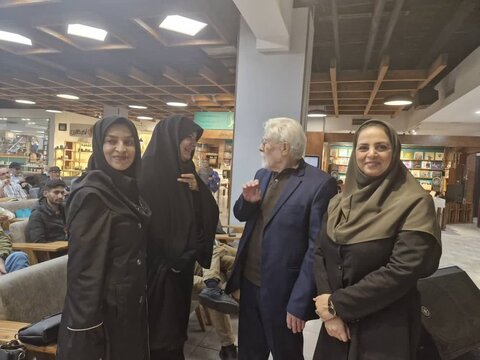 حضور مدیرکل بهزیستی البرز در تئاتر ویژه روز جهانی معلولین /حمایت از توانمندی کودکان دارای ناتوانی