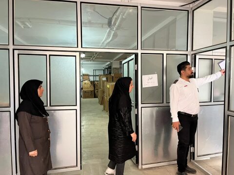 بازدید ایمنی رئیس آتش‌نشانی از اداره بهزیستی شهرستان ساوجبلاغ