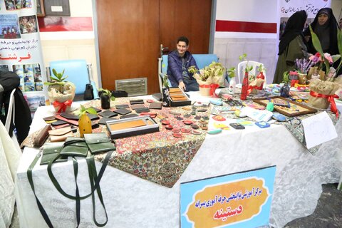 گزارش تصویری| برپایی نمایشگاه توانمندی‌ها و دست‌سازه‌های توانیابان در بهزیستی مازندران