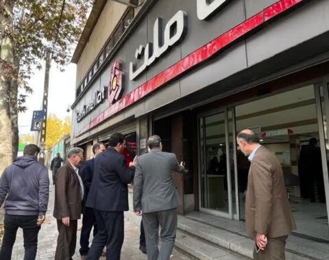 بازدید کمیته فنی مناسب‌سازی شهرستان اسدآباد از بانک‌ها و دفاتر پیشخوان به مناسبت هفته گرامی داشت معلولین