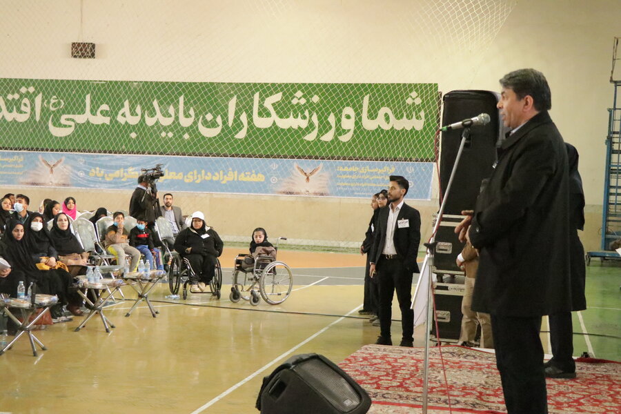 جشن بزرگ جامعه افراد دارای معلولیت کرمان برگزار شد‌