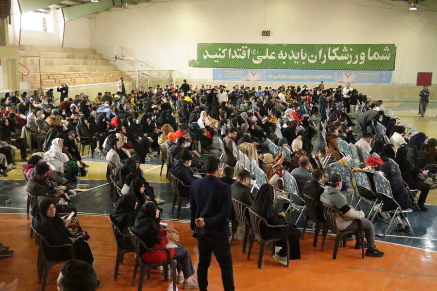 جشن بزرگ جامعه افراد دارای معلولیت کرمان برگزار شد‌