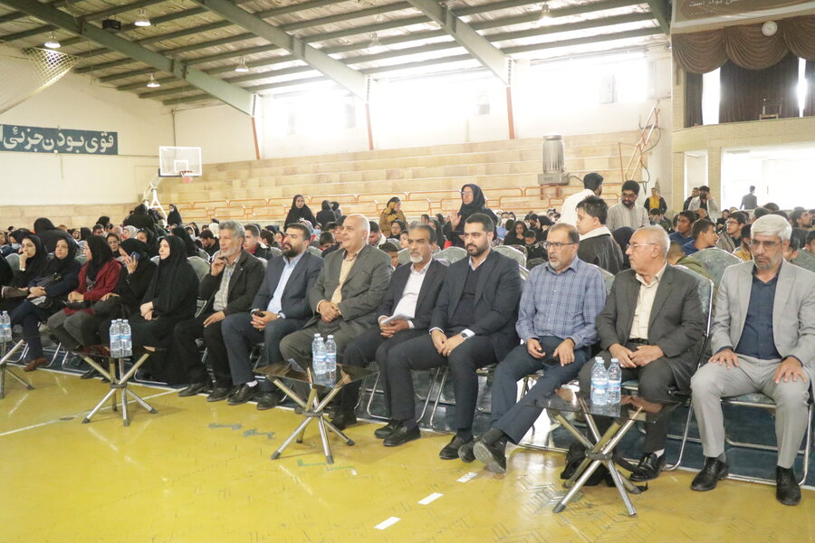 جشن بزرگ جامعه افراد دارای معلولیت کرمان برگزار شد‌