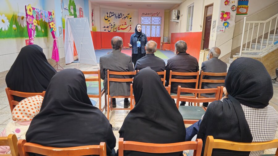 پایش ماهانه سلامت سالمندان در مرکز «مهر و گفت‌وگو» زاهدان