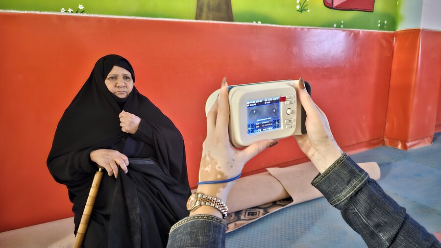 پایش ماهانه سلامت سالمندان در مرکز «مهر و گفت‌وگو» زاهدان