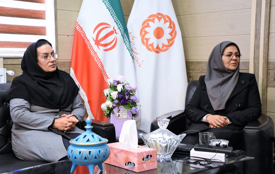 کتابخانه‌ها - 13 آذر