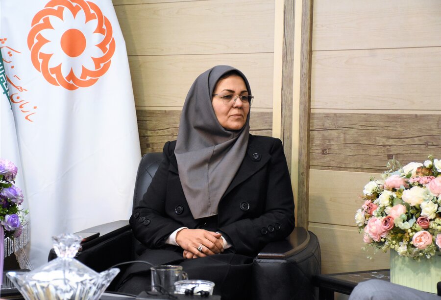 کتابخانه‌ها - 13 آذر