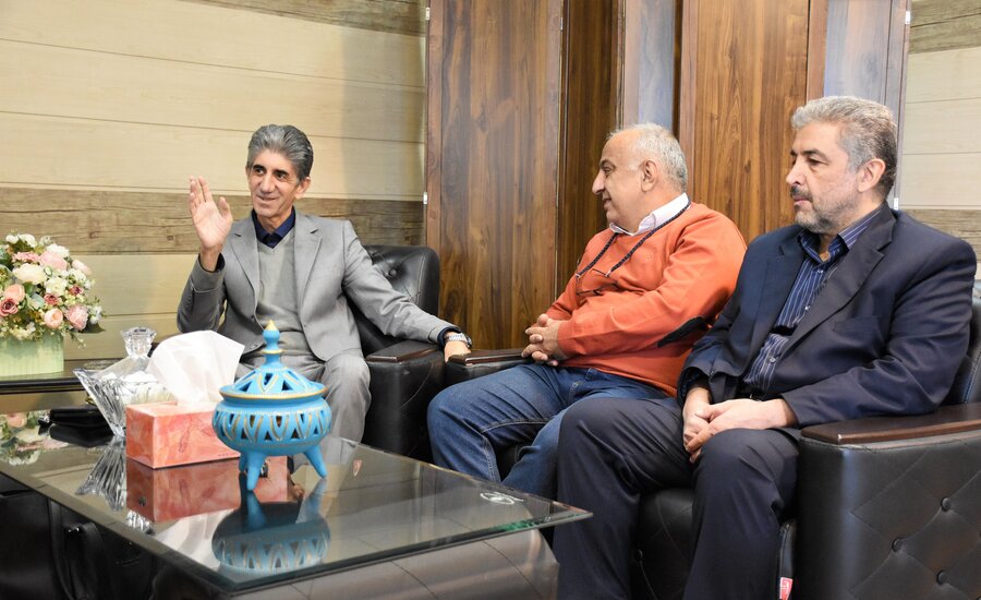 کتابخانه‌ها - 13 آذر